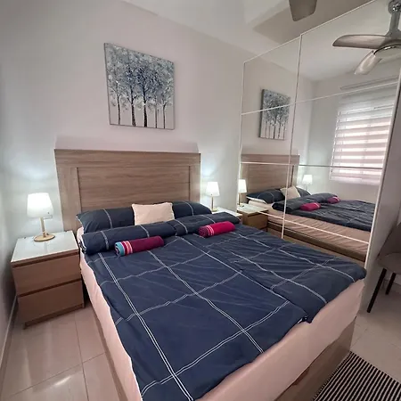 Residencia Blanca * Τορεβιέχα